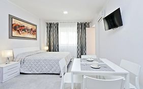 Valery Guest House